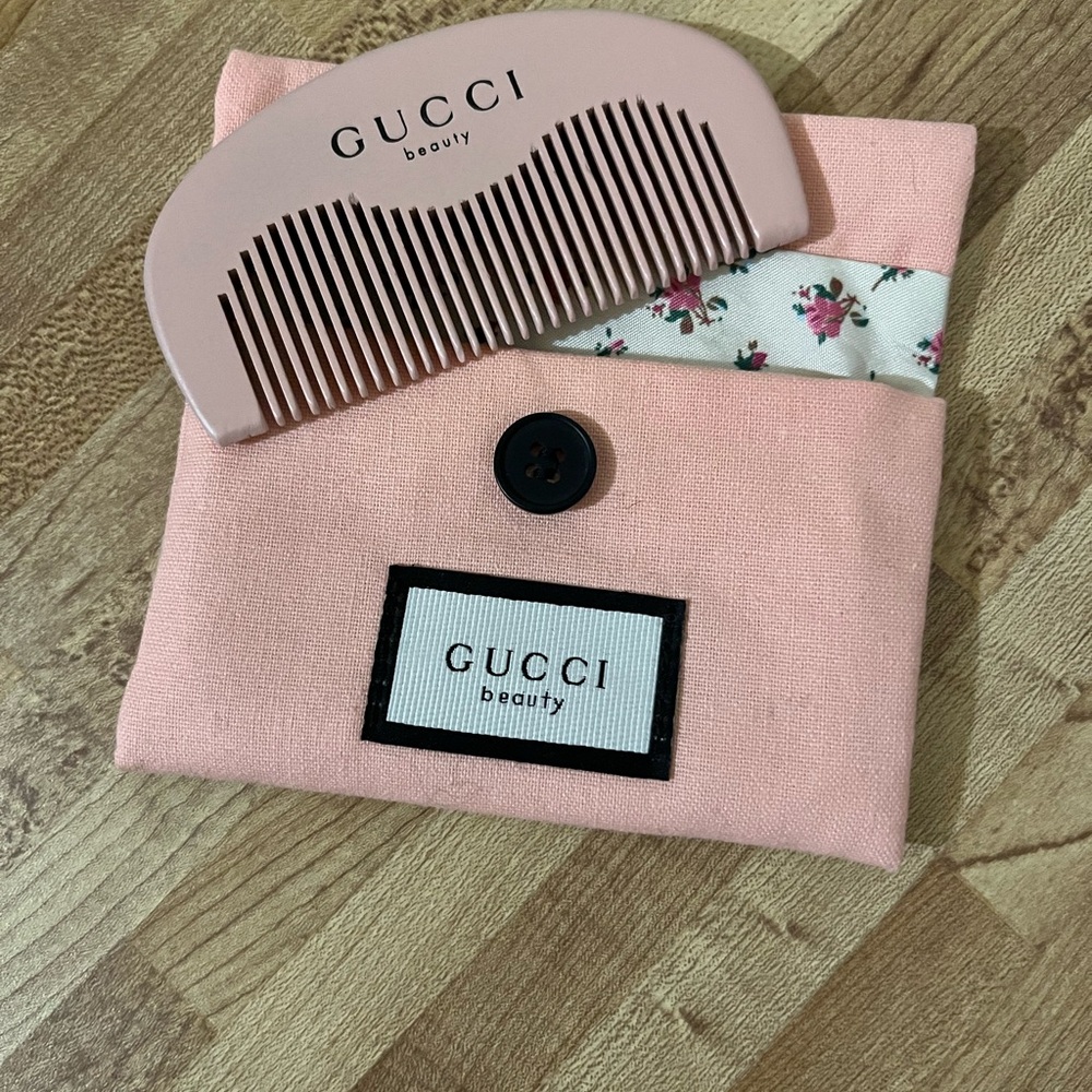 Gucci Pink Hair Accessories Set